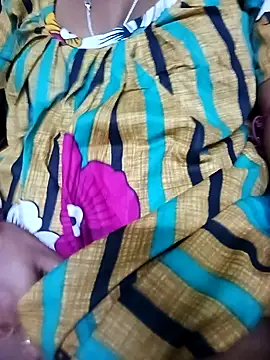 Anuhot20 online show from April 2026 05:11:01 PM