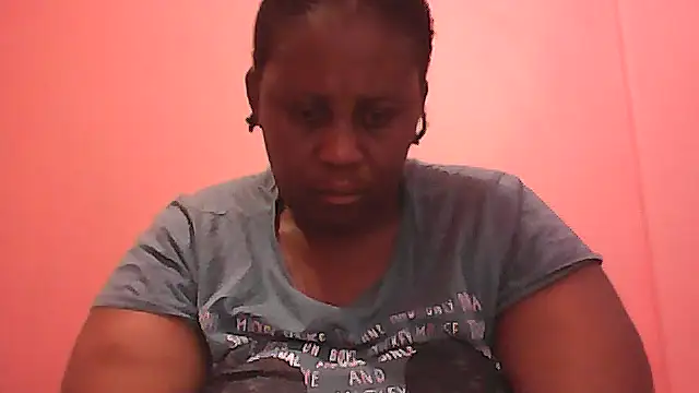 HUGEASSXXXXX online show from October 2025 04:11:01 AM