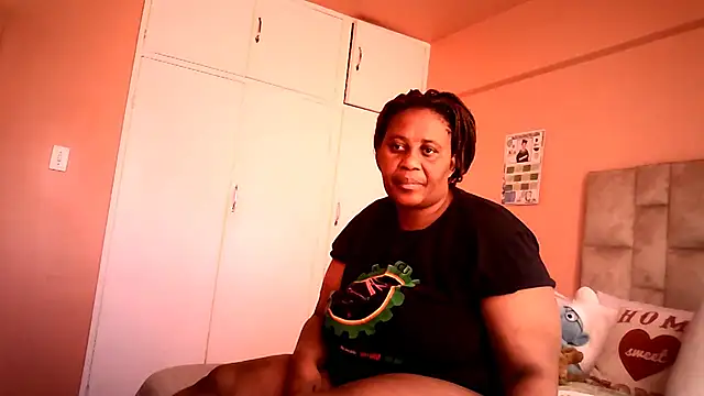 Snapshot of HUGEASSXXXXX chatting on July 2026 06:07:01 AM HUGEASSXXXXX online show from July 2026 06:07:01 AM