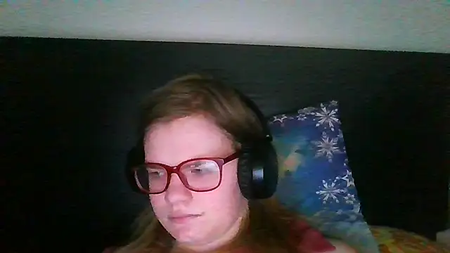 Moonolighta online show from October 2025 08:07:01 AM