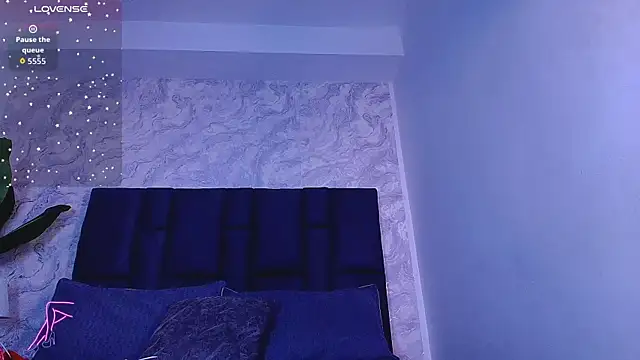 mishell- online show from November 2025 07:25:01 PM