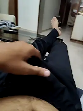 Ritesh08679 online show from October 2025 05:48:02 PM