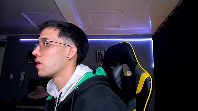 alexgiraldo   online show from September 2025 06:07:01 AM