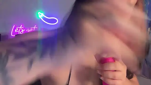 Snapshot of nina_lovez chatting on October 2025 01:41:02 PM nina lovez online show from October 2025 01:41:02 PM