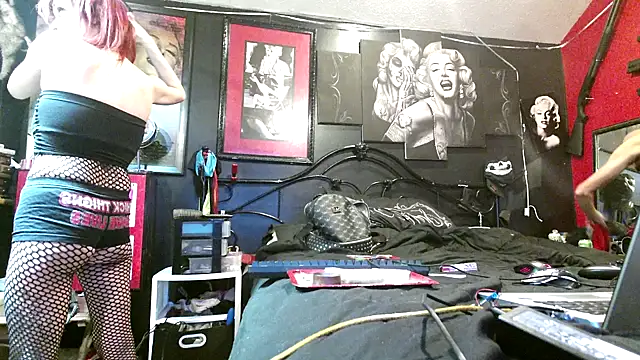 Splash Queen420 online show from December 2025 05:45:02 AM