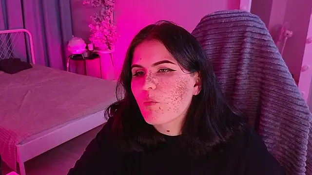 Dark Shine online show from February 2026 08:47:01 PM