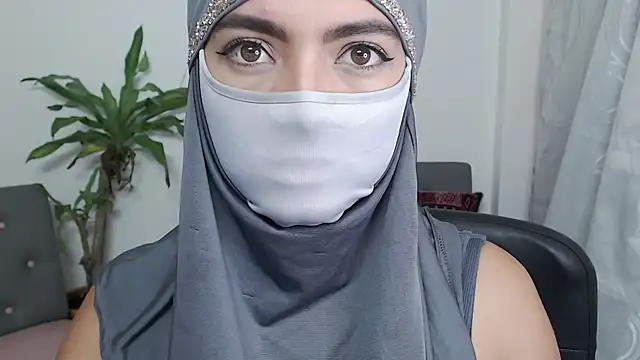 jade nassar online show from November 2025 04:40:01 PM