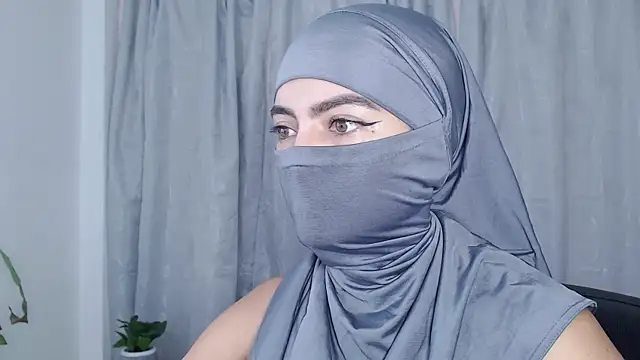 Snapshot of jade_nassar chatting on May 2026 12:49:01 AM jade nassar online show from May 2026 12:49:01 AM