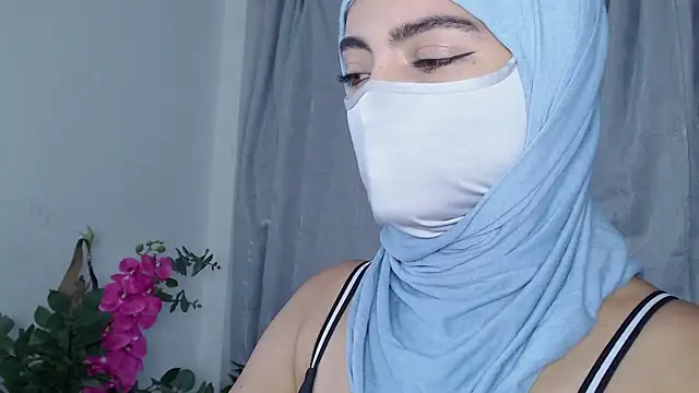 Snapshot of jade_nassar chatting on May 2026 10:40:02 PM jade nassar online show from May 2026 10:40:02 PM