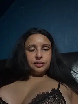 Angelaarayexx online show from March 2026 03:39:01 AM