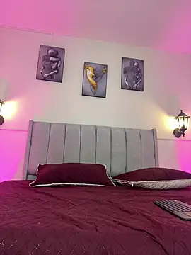 Samara Hadi  online show from February 2026 08:31:02 PM