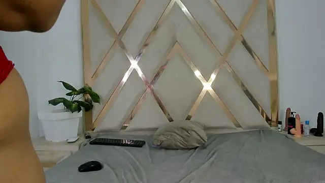 arielasm online show from January 2026 01:26:01 PM