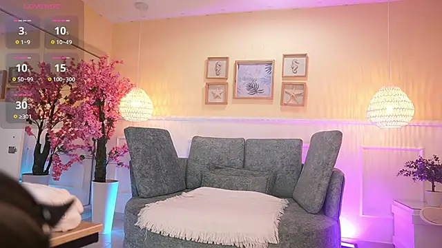 LoonaNyx online show from November 2025 11:32:02 AM