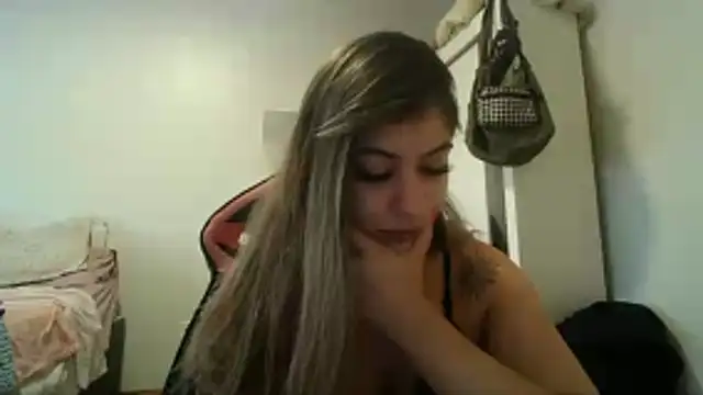 Snapshot of Becca_B chatting on February 2026 05:30:02 PM Becca B online show from February 2026 05:30:02 PM