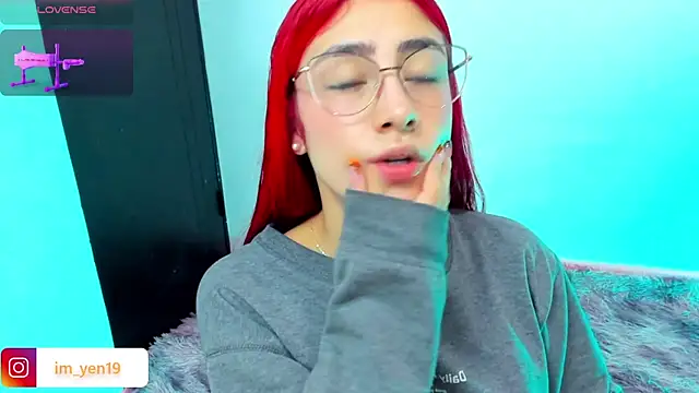 adahraa younng online show from November 2025 11:42:02 AM