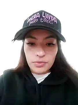 Adarha Ramirez online show from November 2025 04:31:02 PM