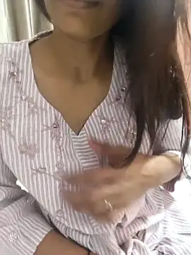 Shalu G online show from January 2026 01:05:02 PM