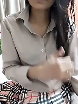 Shalu G online show from February 2026 07:18:01 AM