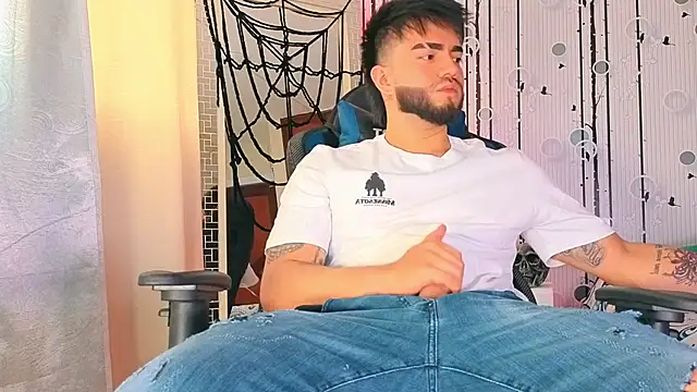 Snapshot of King_Draven3 chatting on October 2025 07:14:01 PM King Draven3 online show from October 2025 07:14:01 PM