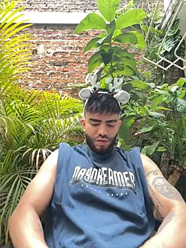 Snapshot of King_Draven3 chatting on November 2025 07:16:02 PM King Draven3 online show from November 2025 07:16:02 PM