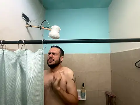 Snapshot of Alexitho25 chatting on September 2025 09:04:02 PM Alexitho25 online show from September 2025 09:04:02 PM