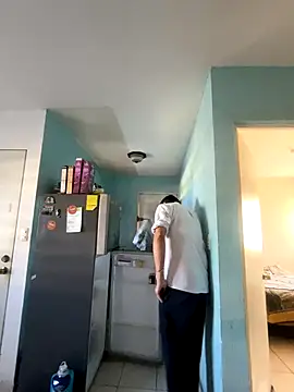 Snapshot of Alexitho25 chatting on October 2025 10:00:02 PM Alexitho25 online show from October 2025 10:00:02 PM