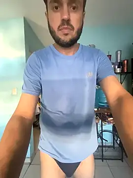 Snapshot of Alexitho25 chatting on November 2025 10:09:01 PM Alexitho25 online show from November 2025 10:09:01 PM