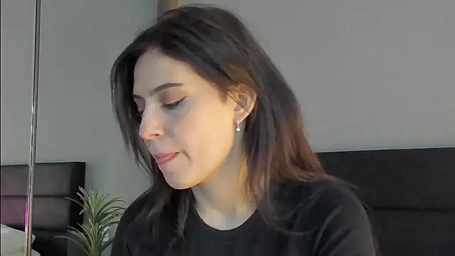 Snapshot of Forever_Smiler chatting on October 2025 09:08:01 AM Forever Smiler online show from October 2025 09:08:01 AM