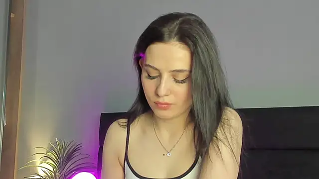 Snapshot of Forever_Smiler chatting on November 2025 09:41:01 AM Forever Smiler online show from November 2025 09:41:01 AM