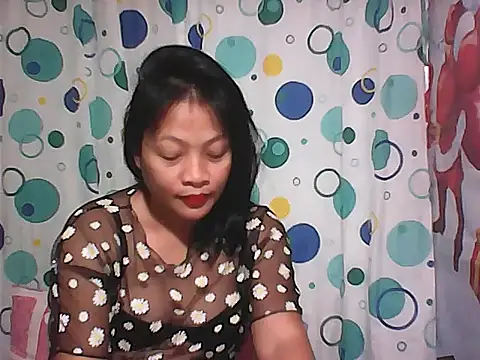 Snapshot of HottyElle chatting on March 2026 01:27:01 PM HottyElle online show from March 2026 01:27:01 PM