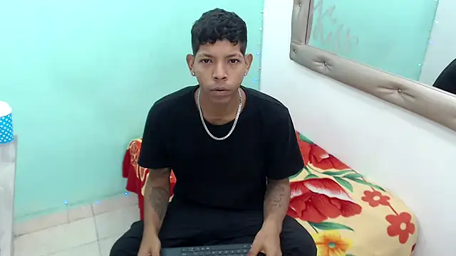 kloe matias online show from September 2025 01:31:02 AM