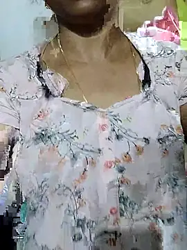 Snapshot of Varsha21 chatting on October 2025 09:37:01 AM Varsha21 online show from October 2025 09:37:01 AM