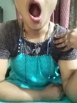 Snapshot of Varsha21 chatting on March 2026 06:08:02 AM Varsha21 online show from March 2026 06:08:02 AM