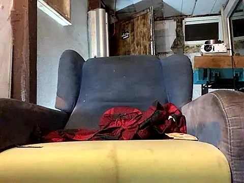 Snapshot of lovehairymature90 chatting on September 2025 07:25:02 PM lovehairymature90 online show from September 2025 07:25:02 PM