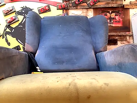 Snapshot of lovehairymature90 chatting on September 2025 03:49:02 PM lovehairymature90 online show from September 2025 03:49:02 PM