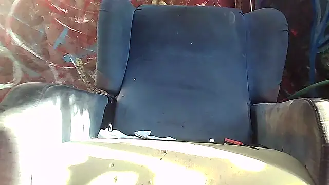 Snapshot of lovehairymature90 chatting on October 2025 02:15:01 PM lovehairymature90 online show from October 2025 02:15:01 PM