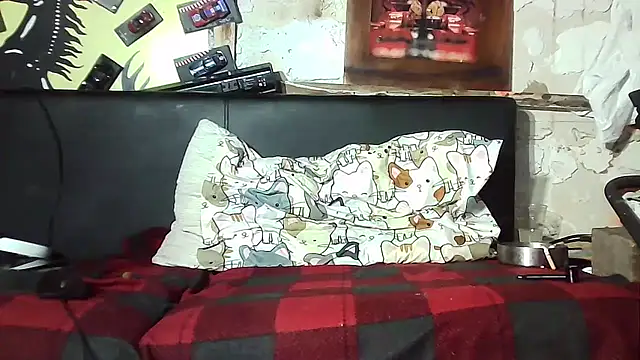 Snapshot of lovehairymature90 chatting on November 2025 11:58:02 PM lovehairymature90 online show from November 2025 11:58:02 PM