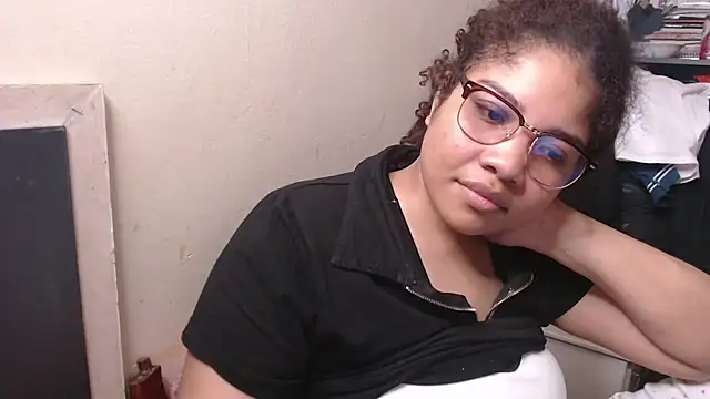 madelene online show from March 2025 03:45:01 AM