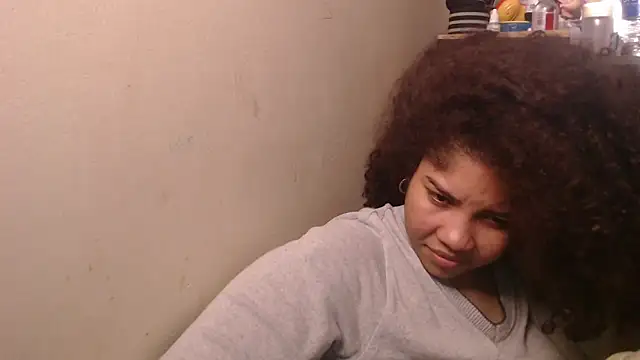 madelene online show from October 2025 04:11:01 AM