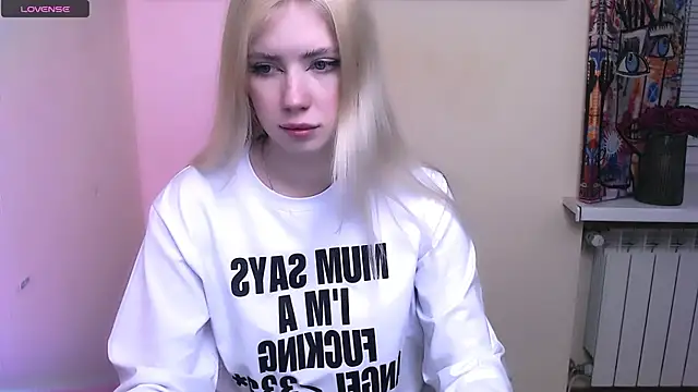 Snapshot of AliceHotty_ chatting on February 2026 07:59:02 AM AliceHotty online show from February 2026 07:59:02 AM