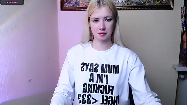 Snapshot of AliceHotty_ chatting on February 2026 07:53:02 AM AliceHotty online show from February 2026 07:53:02 AM