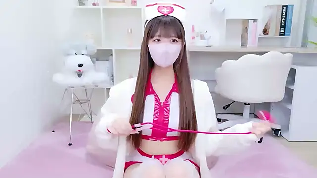 Reina Fcup online show from November 2025 10:18:02 AM