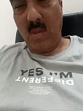 moonflower25 online show from February 2026 10:25:01 AM