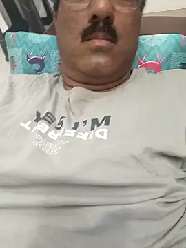 moonflower25 online show from April 2026 02:11:01 AM