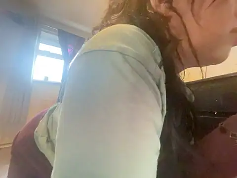 Snapshot of Curvysapphire chatting on March 2026 06:52:01 AM Curvysapphire online show from March 2026 06:52:01 AM