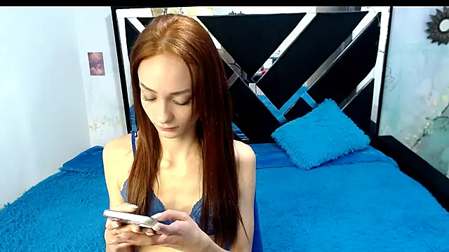 Snapshot of AmbarSexx chatting on September 2025 04:38:02 AM AmbarSexx online show from September 2025 04:38:02 AM