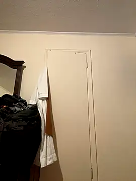 ThickDic28 online show from October 2025 01:41:02 AM