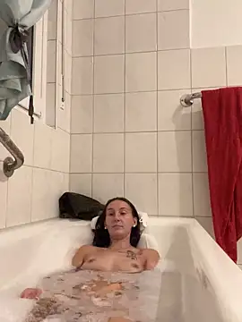 Emilia Mausi online show from September 2025 07:02:02 PM