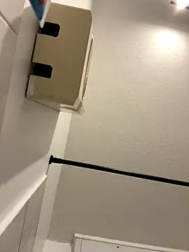 Emilia Mausi online show from November 2025 08:32:01 PM