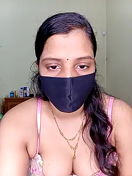 Rose-luckey online show from November 2025 12:53:01 PM